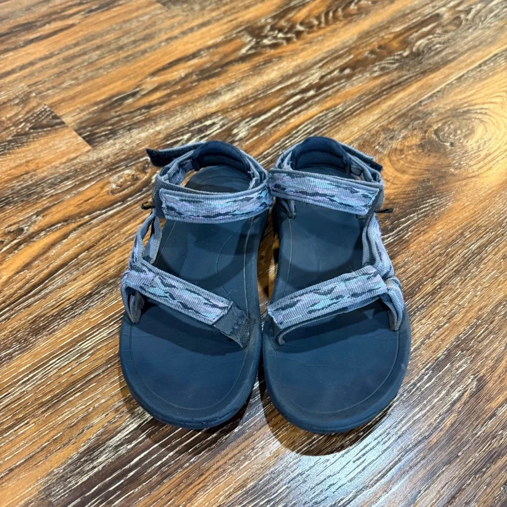 Teva Hurricane Size 2 XLT2 Kids Sport Sandals Blue Grey Pattern 1019390C Shoes